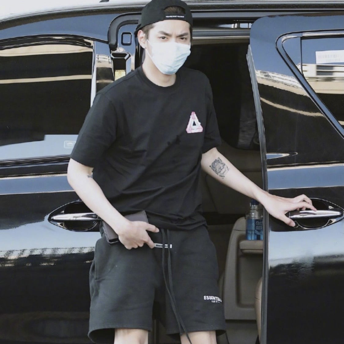 Fear Of God Essentials Mens Reflective Cotton Sports Shorts for Summer
